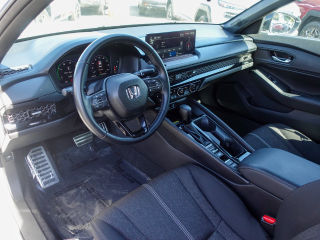 Used 2025 Honda Accord Sport image 12