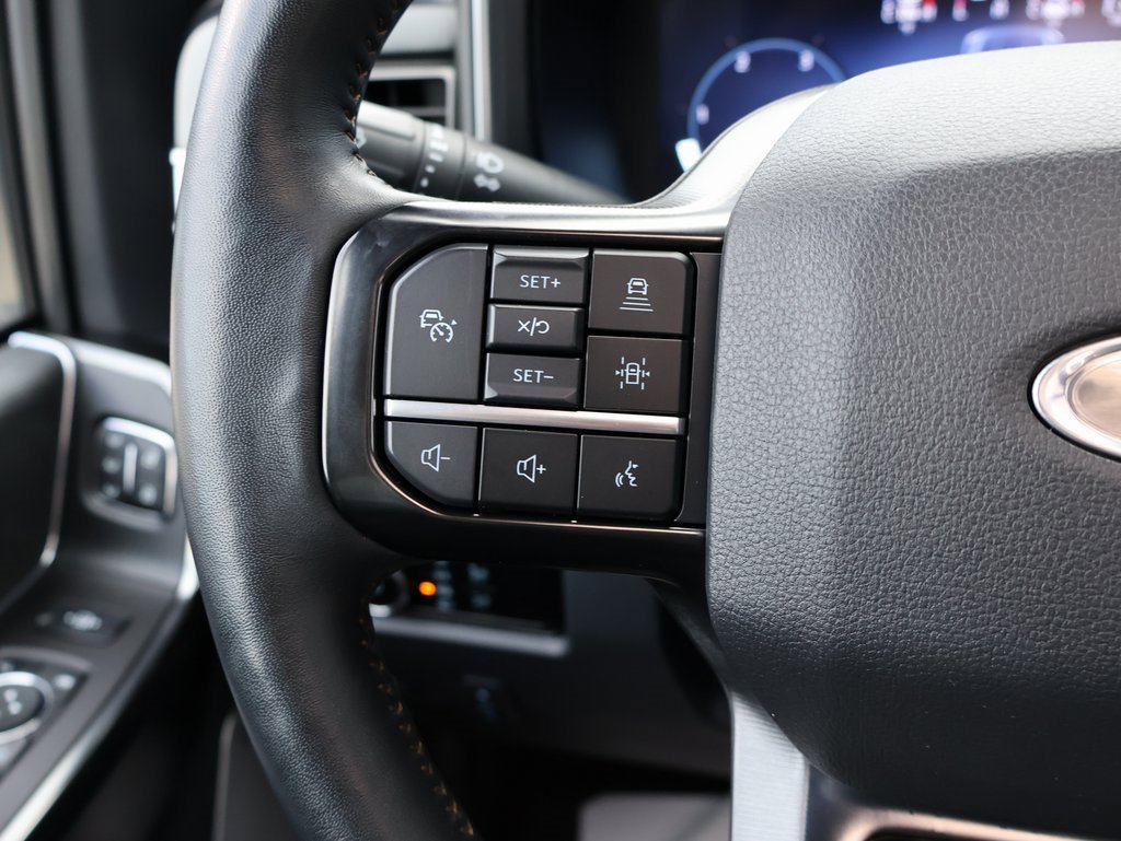 Used 2023 Ford F450 Platinum w/ FX4 Off-Road Package image 17