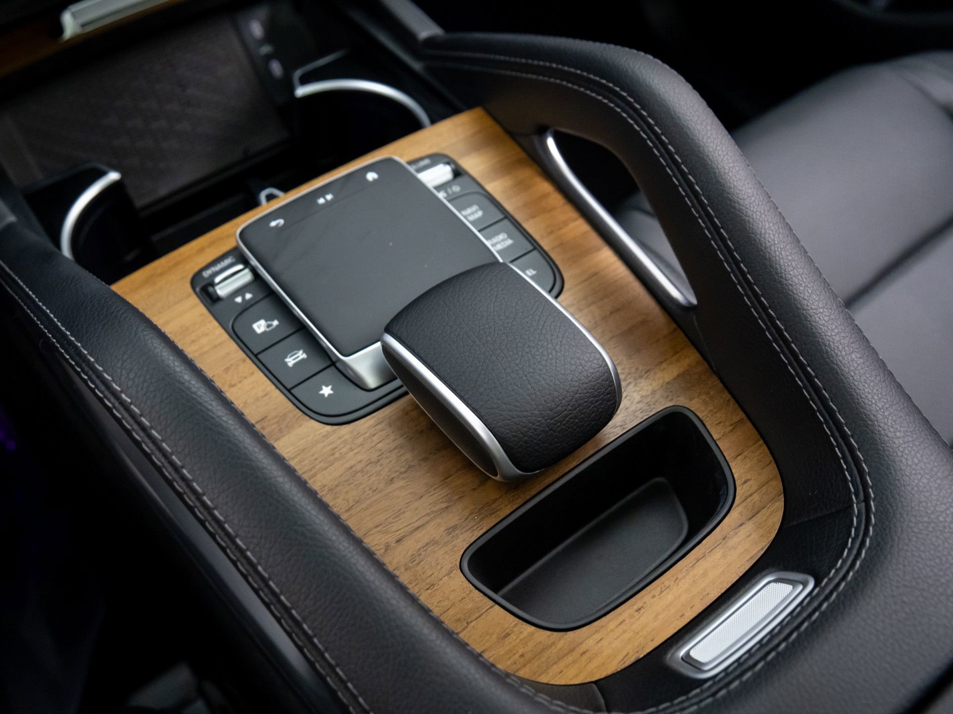 Certified 2024 Mercedes-Benz GLE 350 4MATIC image 25