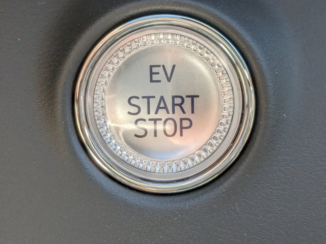 Certified 2024 Genesis Electrified GV70 Advanced image 38