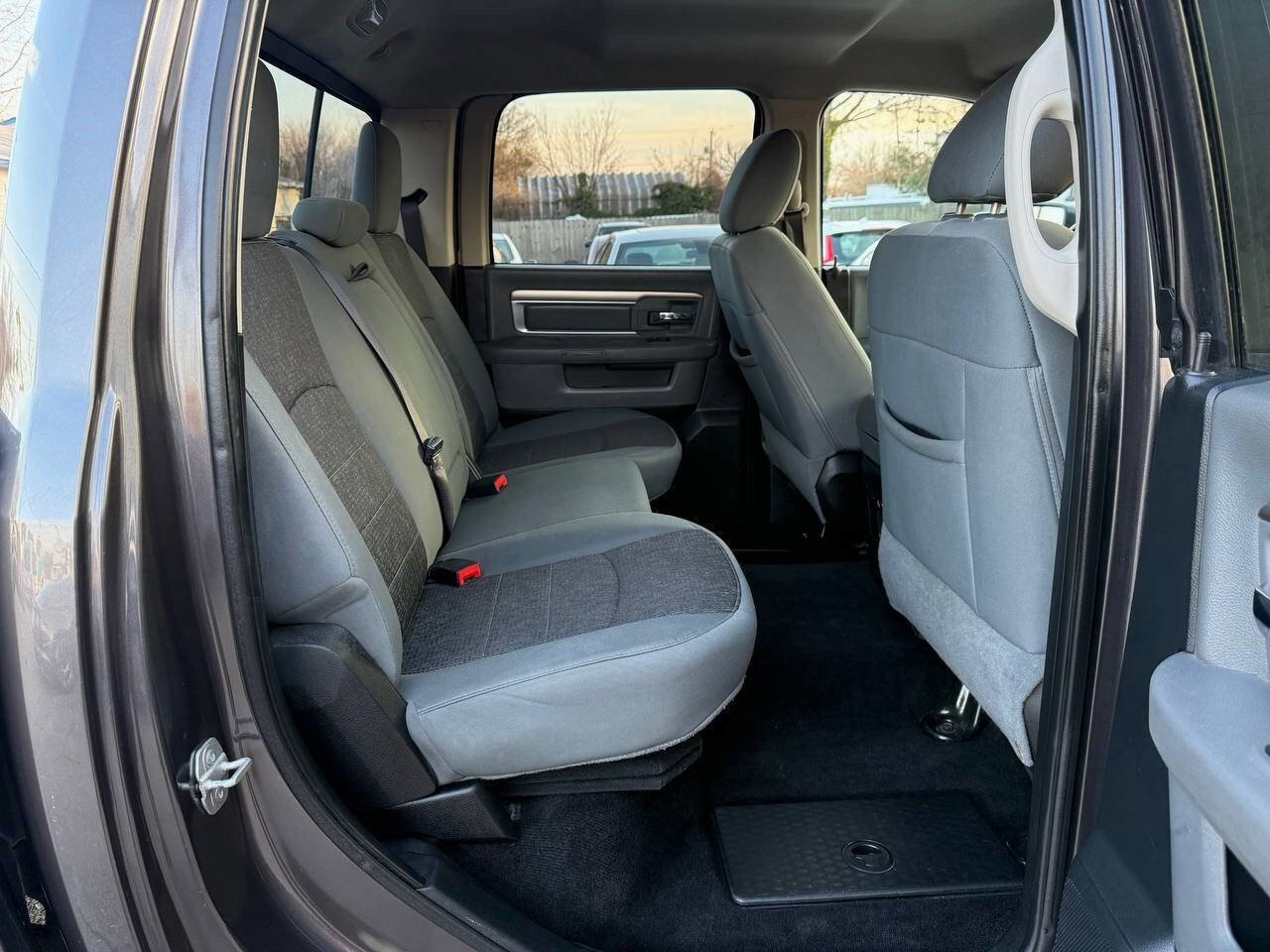 Used 2015 RAM 1500 Lone Star image 18