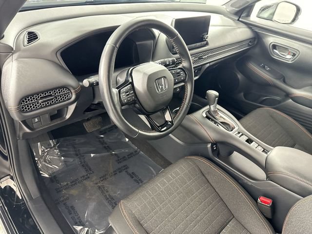 Certified 2025 Honda HR-V Sport image 24