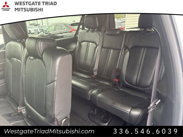 Used 2024 Jeep Wagoneer L Series II w/ Flexible Seating Group image 28