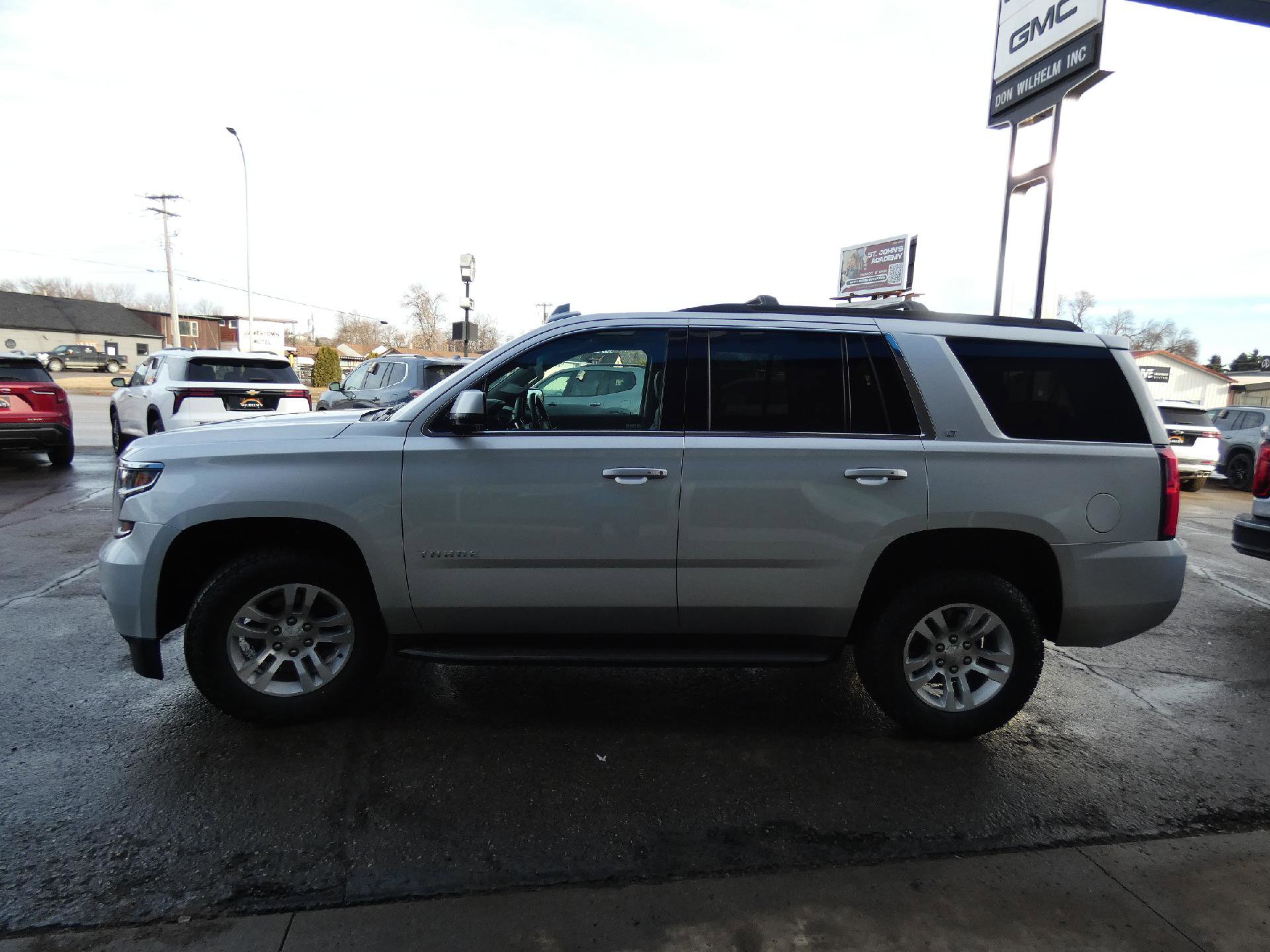 Used 2019 Chevrolet Tahoe LT image 10