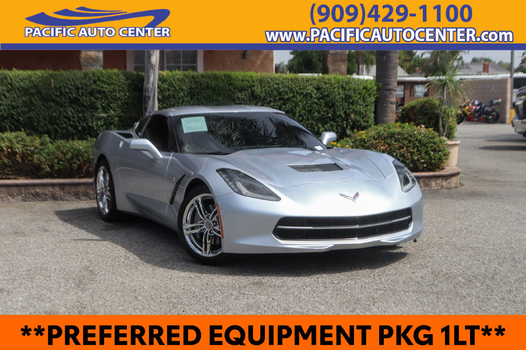 Used 2017 Chevrolet Corvette Stingray Coupe w/ 1LT