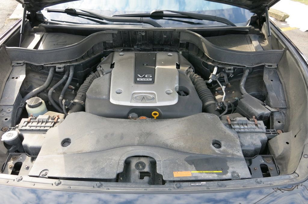 Used 2016 INFINITI QX70 AWD image 31
