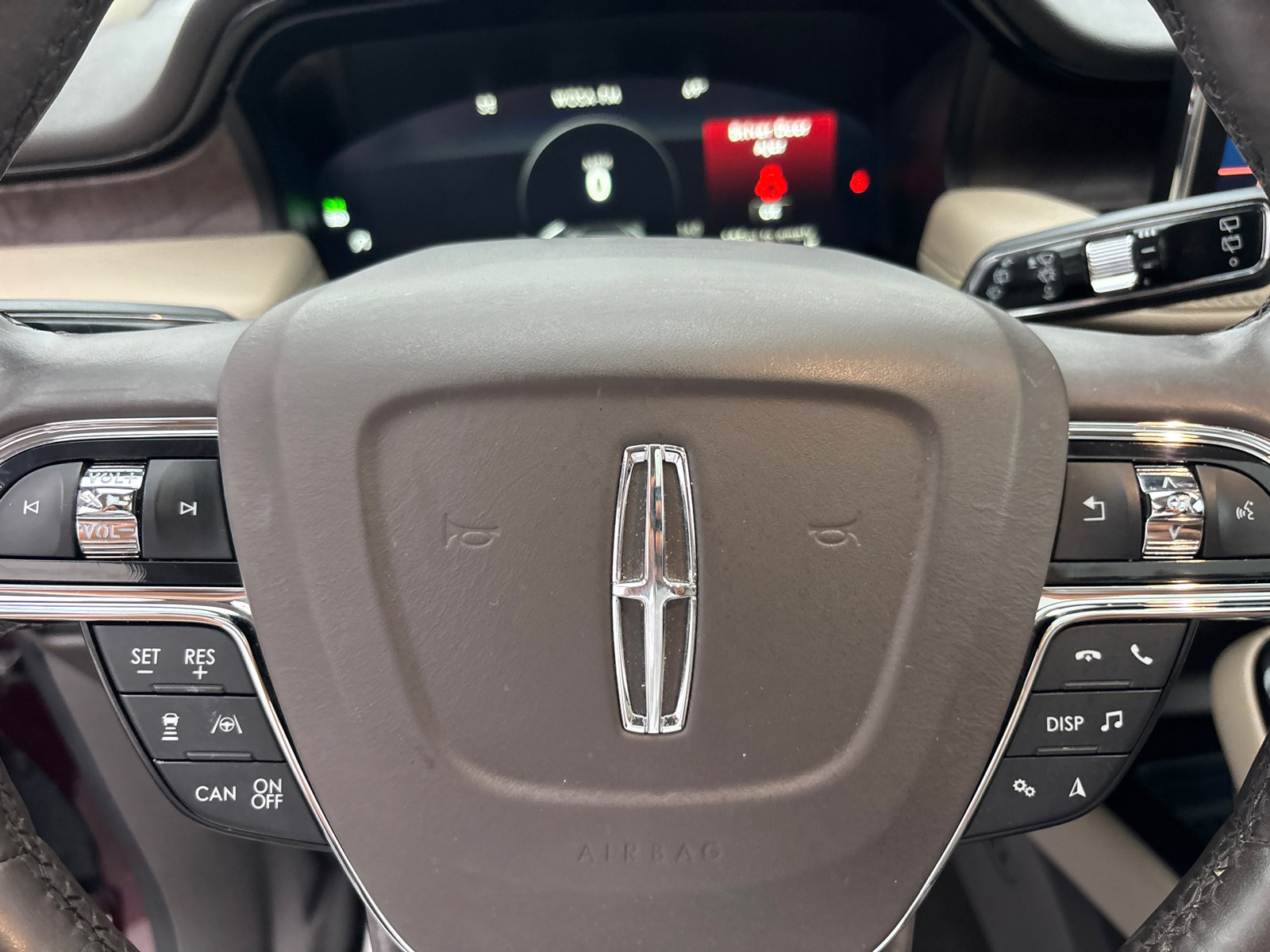 Used 2022 Lincoln Nautilus Reserve AWD/4WD image 16