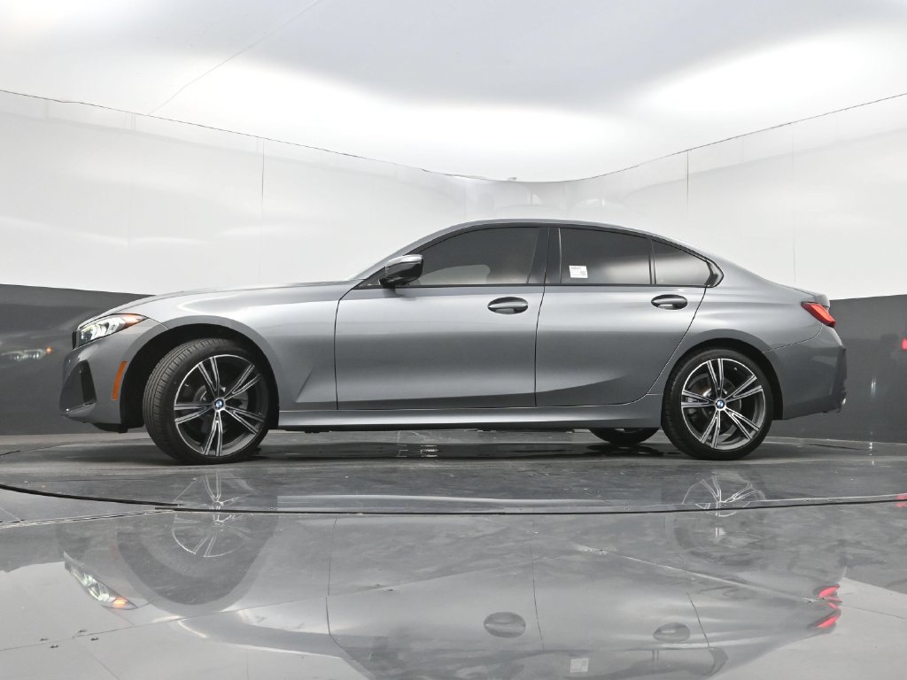 Used 2023 BMW 330i Sedan w/ Driving Assistance Package RWD image 28