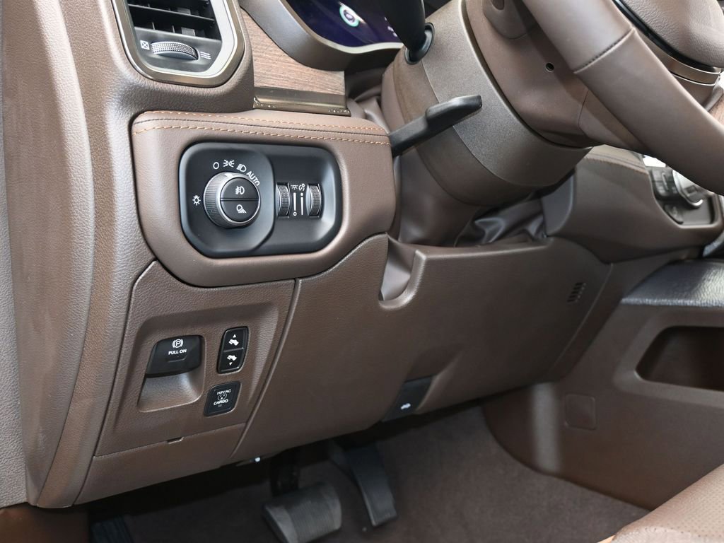 Used 2025 RAM 1500 Limited image 14