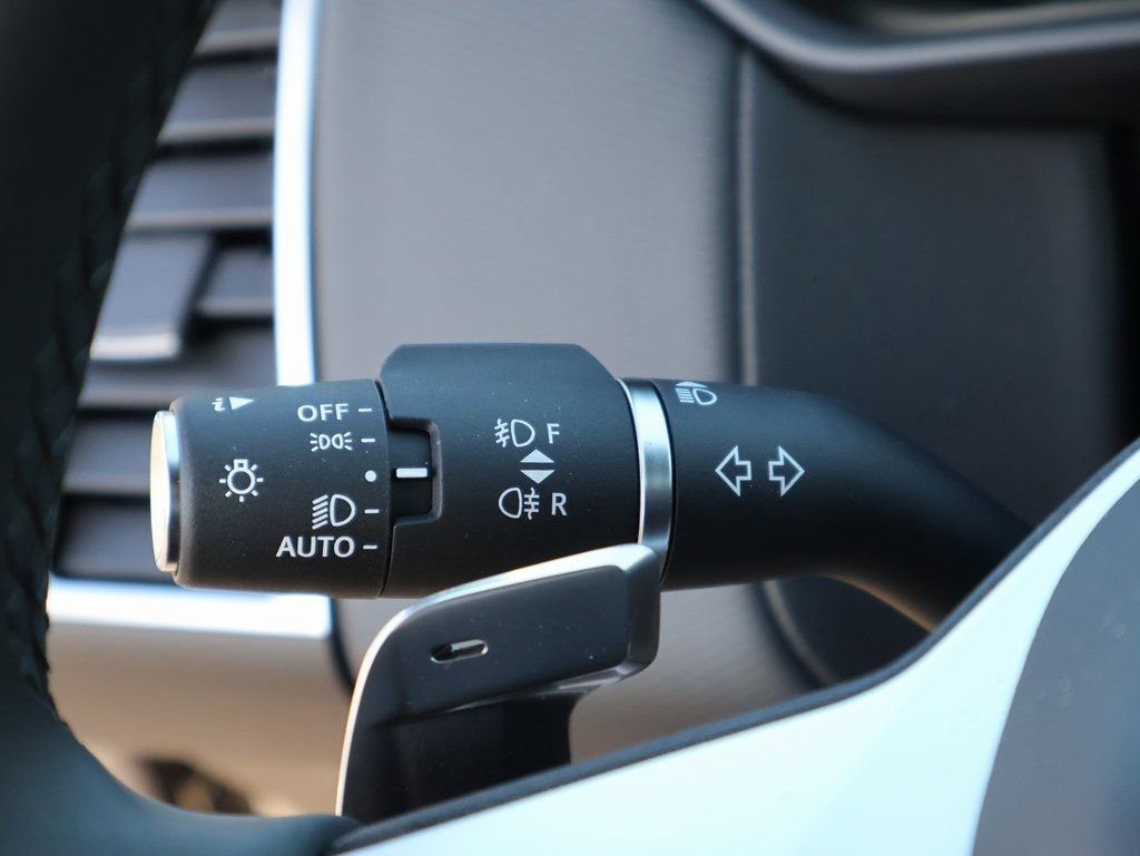 New 2026 Land Rover Discovery Limited Edition image 35