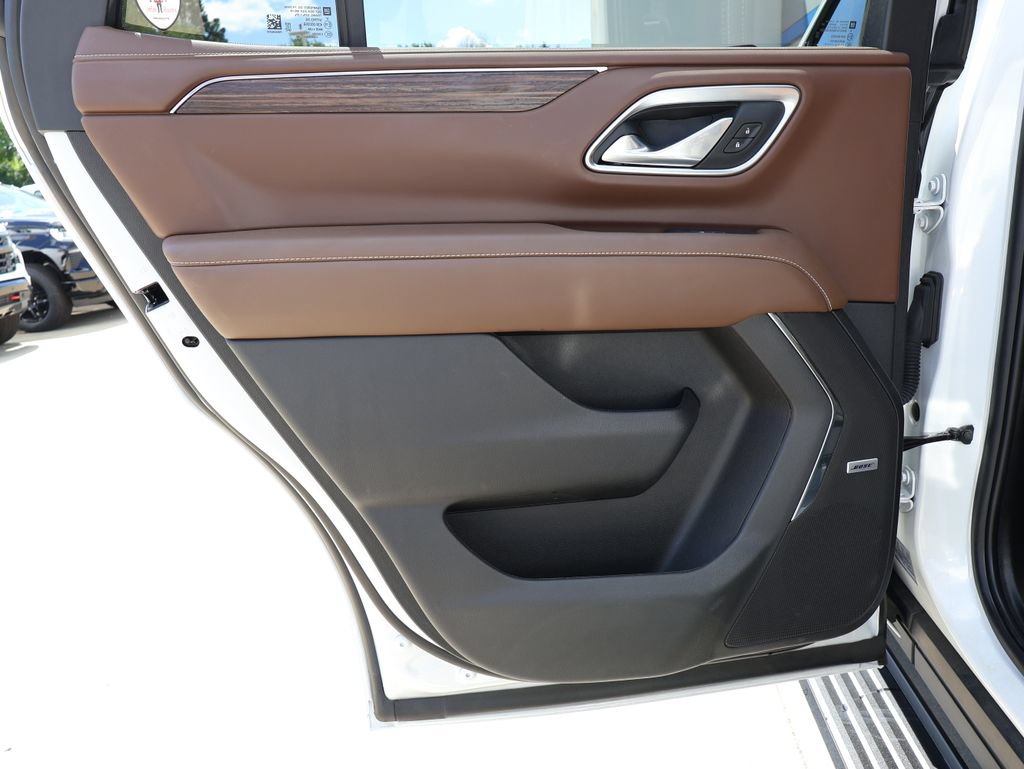 Certified 2024 Chevrolet Tahoe High Country AWD/4WD image 26