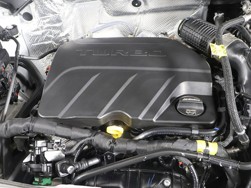 Used 2026 Chevrolet Trax LT FWD image 14