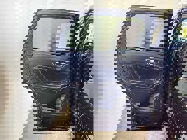 Used 2023 Ford Edge ST w/ Cargo Accessory Package image 9