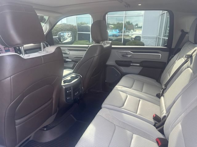 Used 2025 RAM 1500 Laramie AWD/4WD image 18