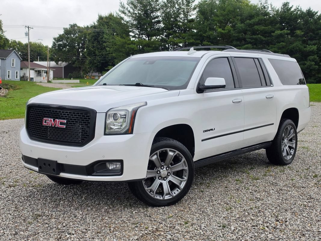 Used 2016 GMC Yukon XL Denali w/ Open Road Package AWD/4WD image 1