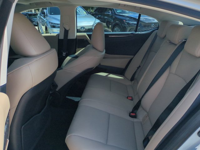 Certified 2020 Lexus ES 300h w/ Premium Package FWD image 13