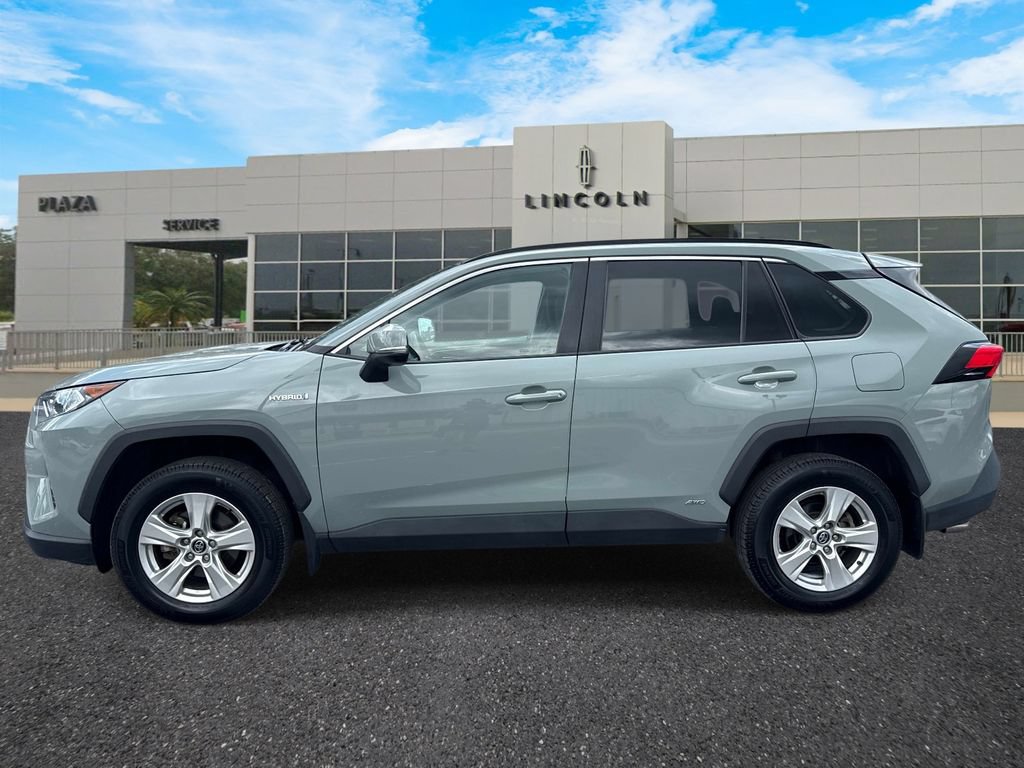 Used 2020 Toyota RAV4 XLE w/ Convenience Package AWD/4WD image 6