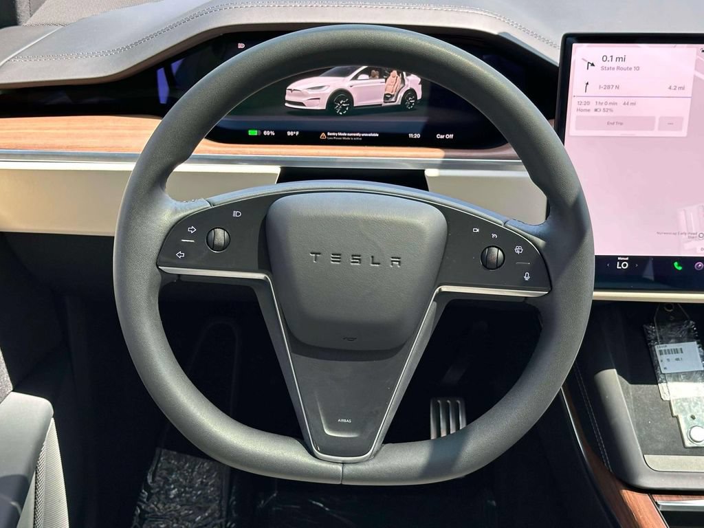 Used 2024 Tesla Model X AWD/4WD image 13