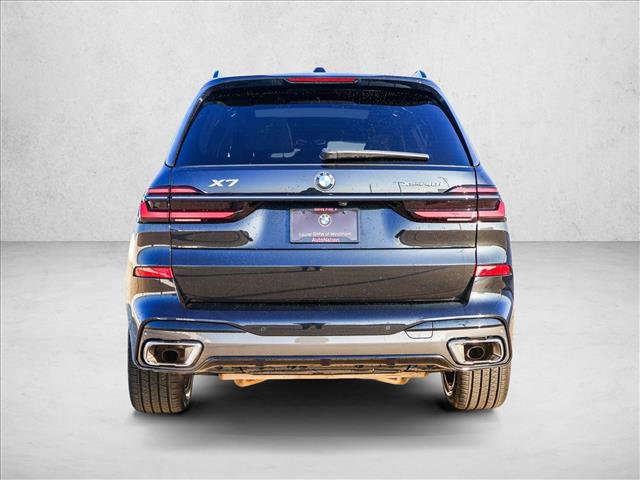 Used 2025 BMW X7 xDrive40i image 6