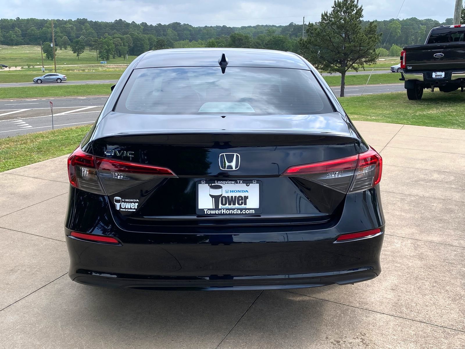 Used 2024 Honda Civic LX image 5