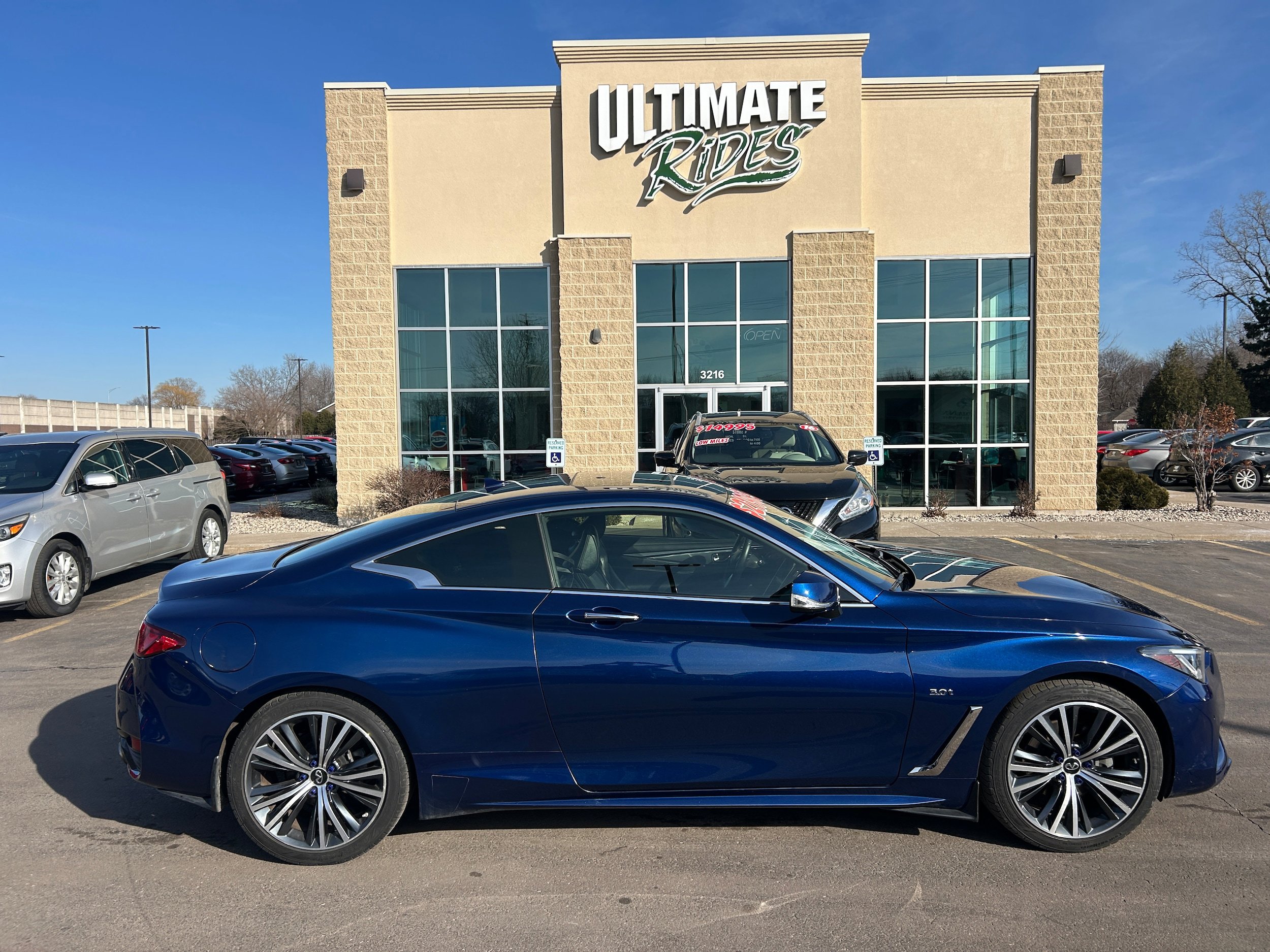 Used 2020 INFINITI Q60 3.0t Luxe w/ Essential Package