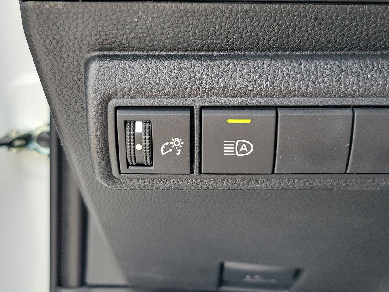 New 2026 Toyota Corolla SE FWD image 30
