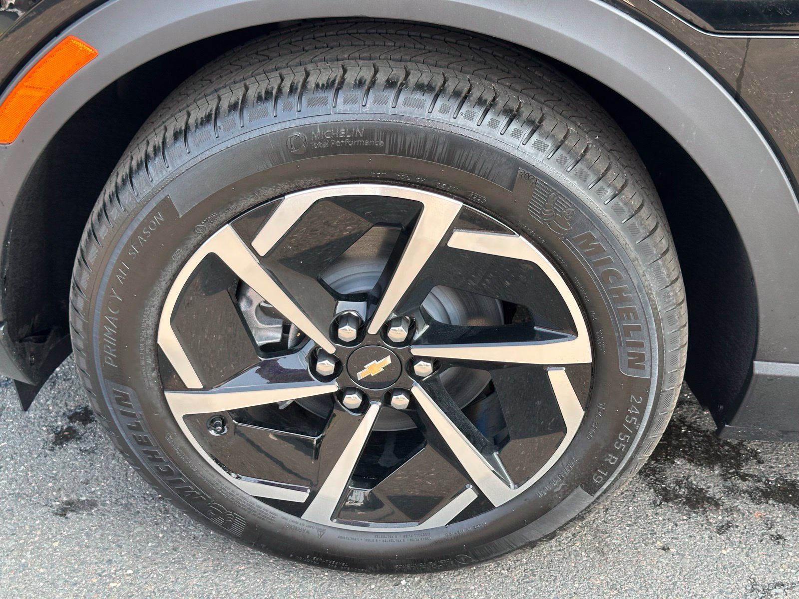 New 2026 Chevrolet Equinox EV LT FWD image 12
