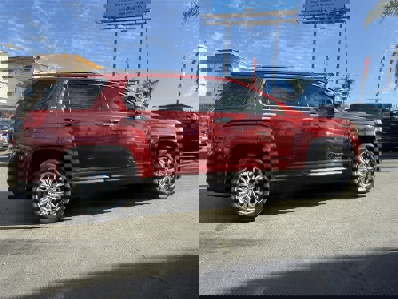 Used 2011 GMC Terrain SLT w/ Cargo Package image 16