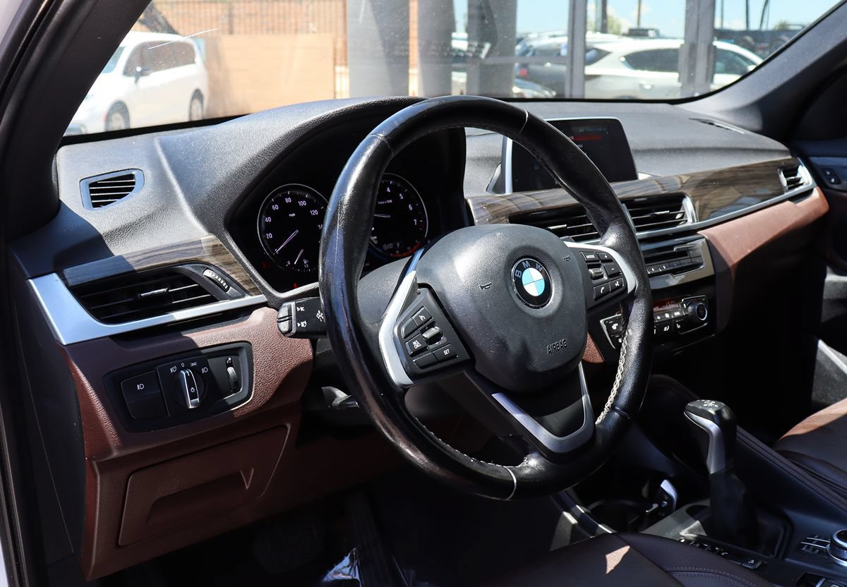 Used 2019 BMW X1 xDrive28i w/ Convenience Package AWD/4WD image 40