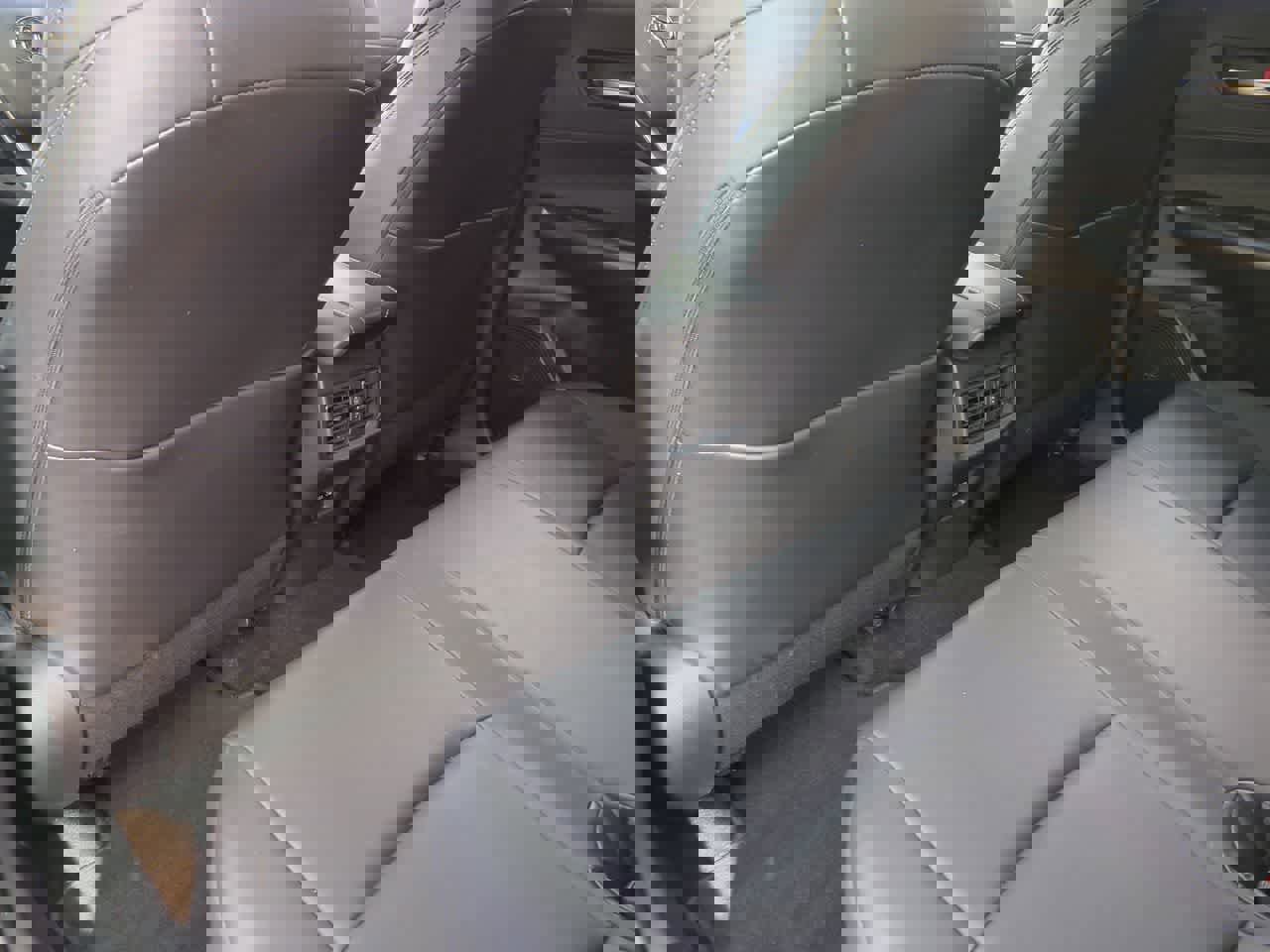 Used 2022 Toyota Venza XLE image 19