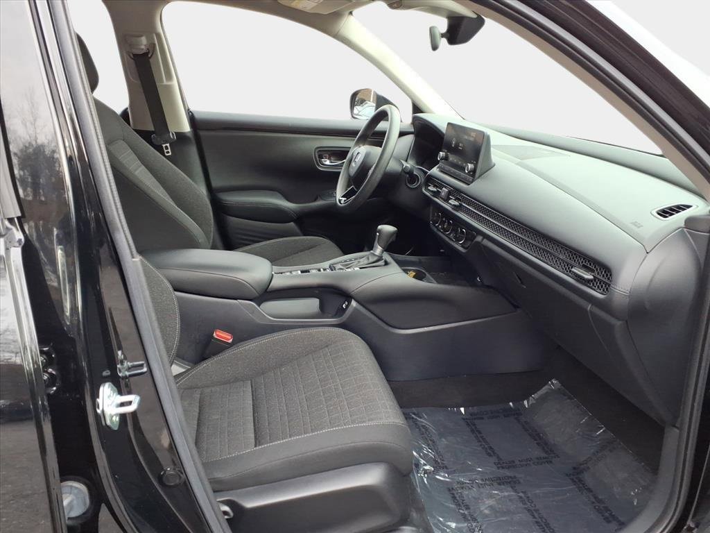 Used 2023 Honda HR-V LX image 14