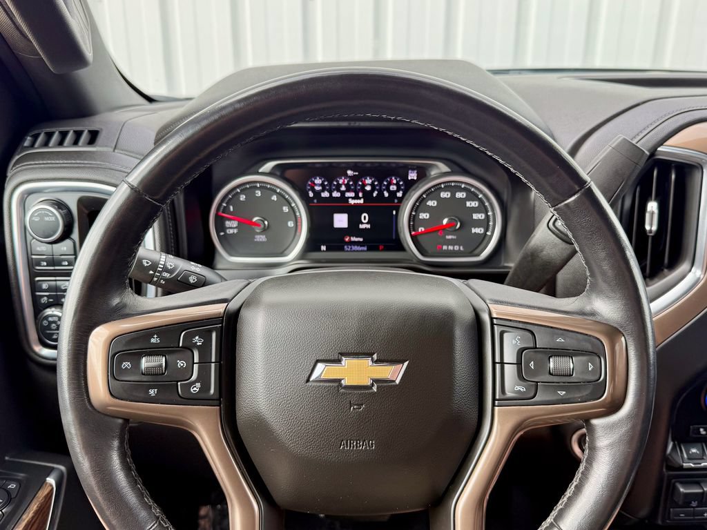 Used 2021 Chevrolet Silverado 1500 High Country w/ Technology Package AWD/4WD image 25