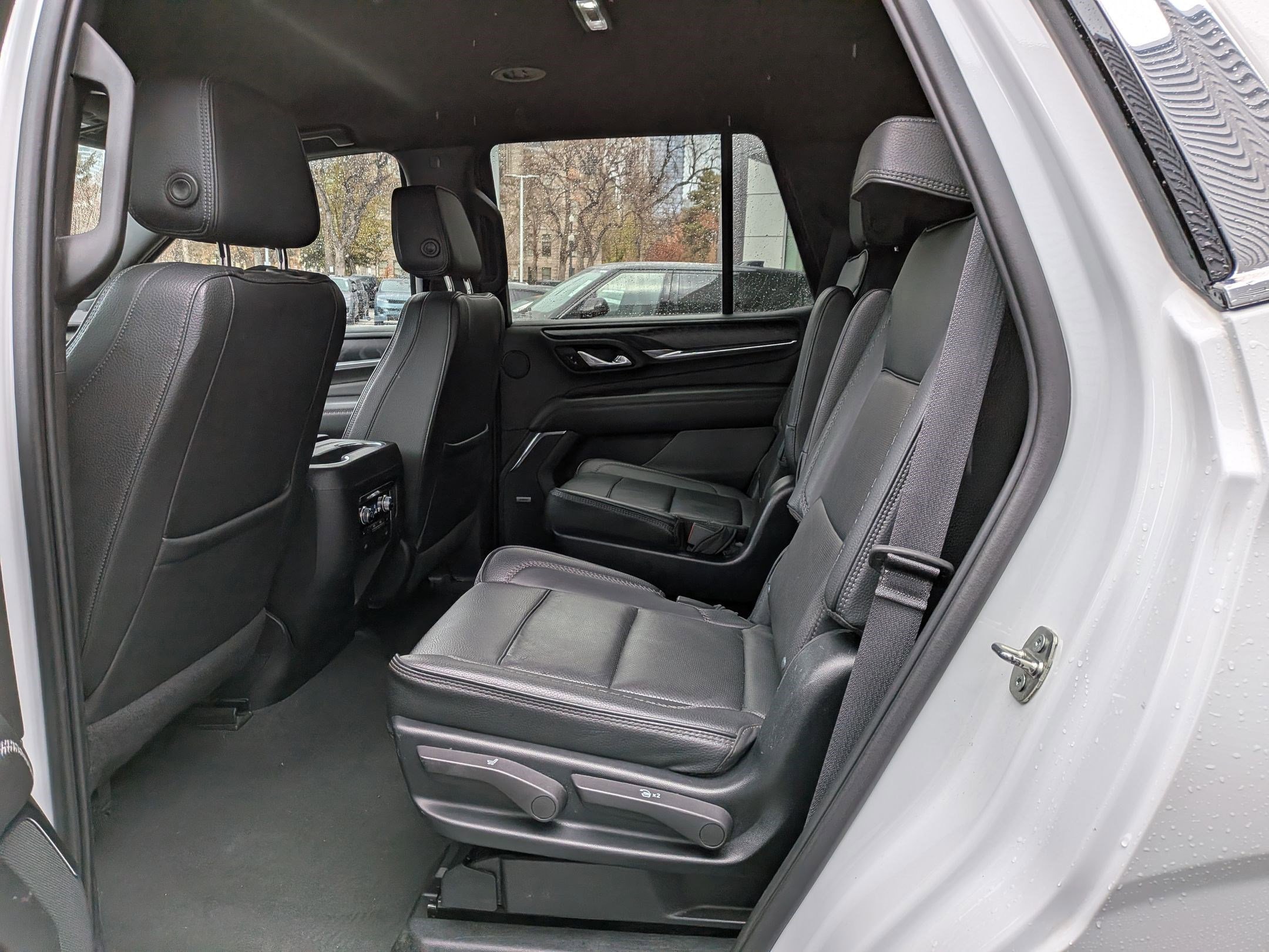 Used 2023 GMC Yukon Denali image 27