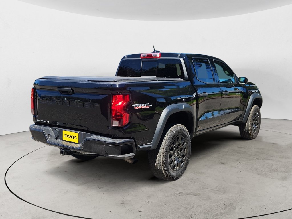 Used 2023 Chevrolet Colorado Trail Boss w/ Advanced Trailering Package AWD/4WD image 5