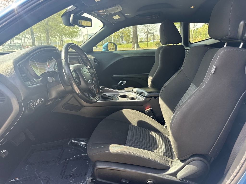 Used 2022 Dodge Challenger R/T image 13