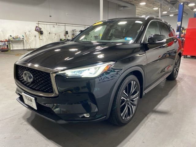 Used 2021 INFINITI QX50 Luxe w/ Appearance Package image 3