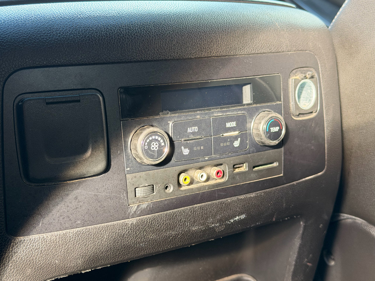 Used 2015 Chevrolet Tahoe LT image 17