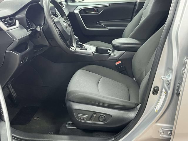 Used 2024 Toyota RAV4 XLE AWD/4WD image 13
