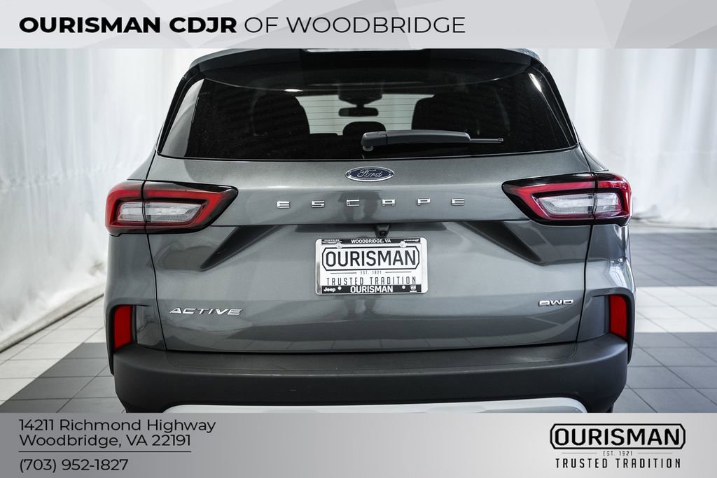 Used 2025 Ford Escape Active AWD/4WD image 6