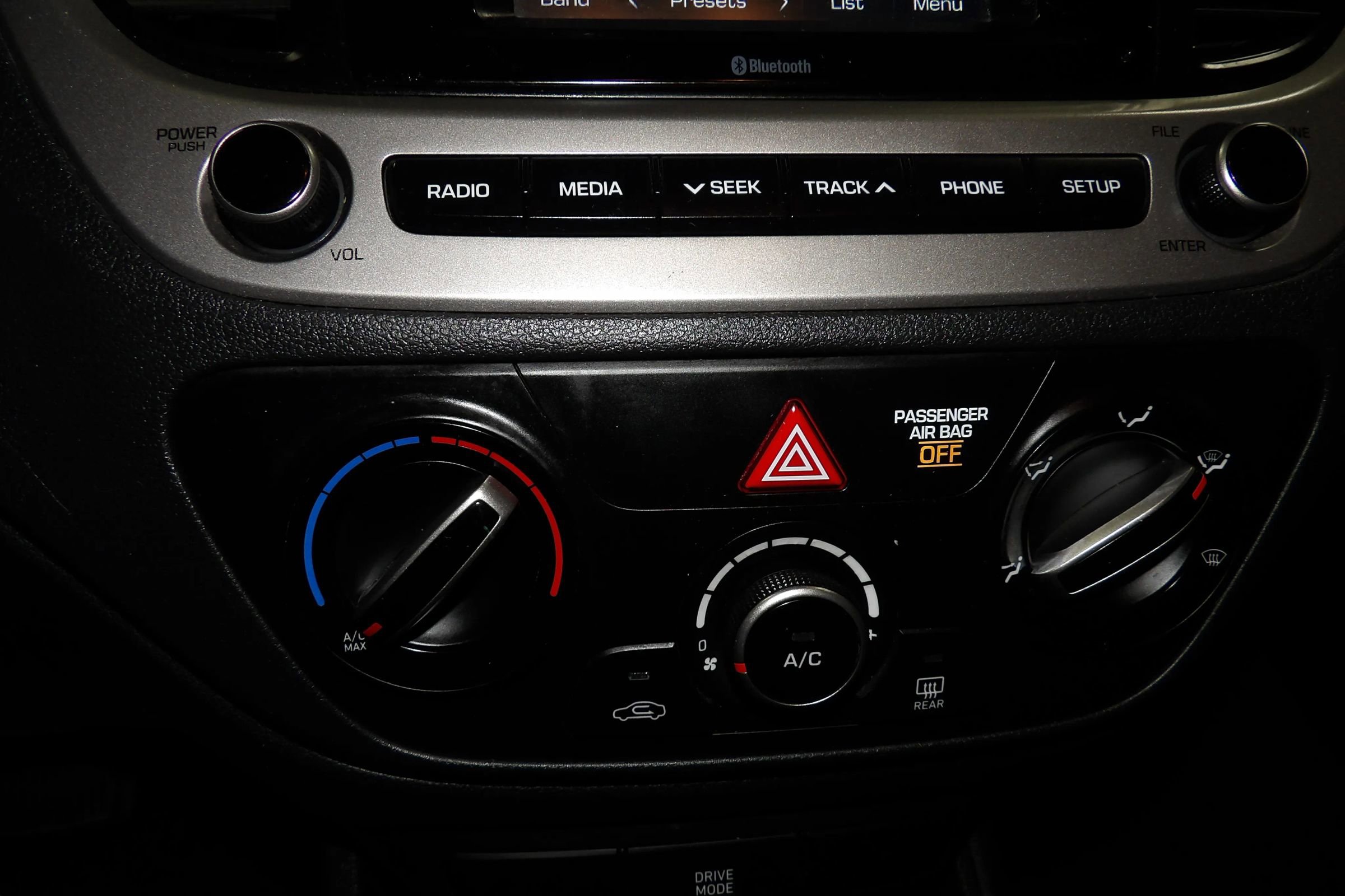 Used 2020 Hyundai Accent SE image 13