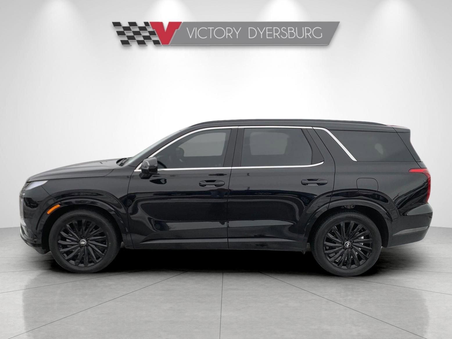 Used 2024 Hyundai Palisade Calligraphy image 5