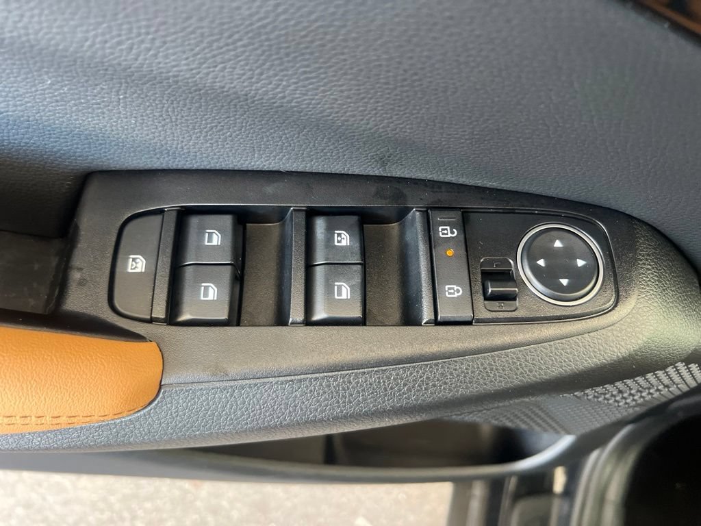 Certified 2025 Kia Seltos EX w/ EX Sunroof Package AWD/4WD image 53