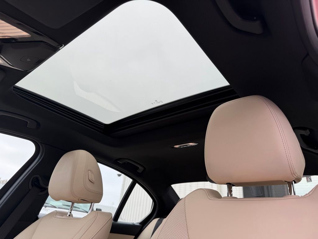 Used 2023 BMW 330e w/ M Sport Package image 31