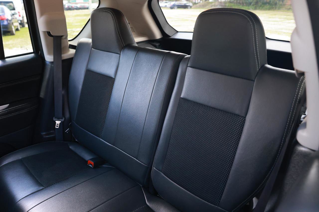 Used 2016 Jeep Compass Latitude image 8