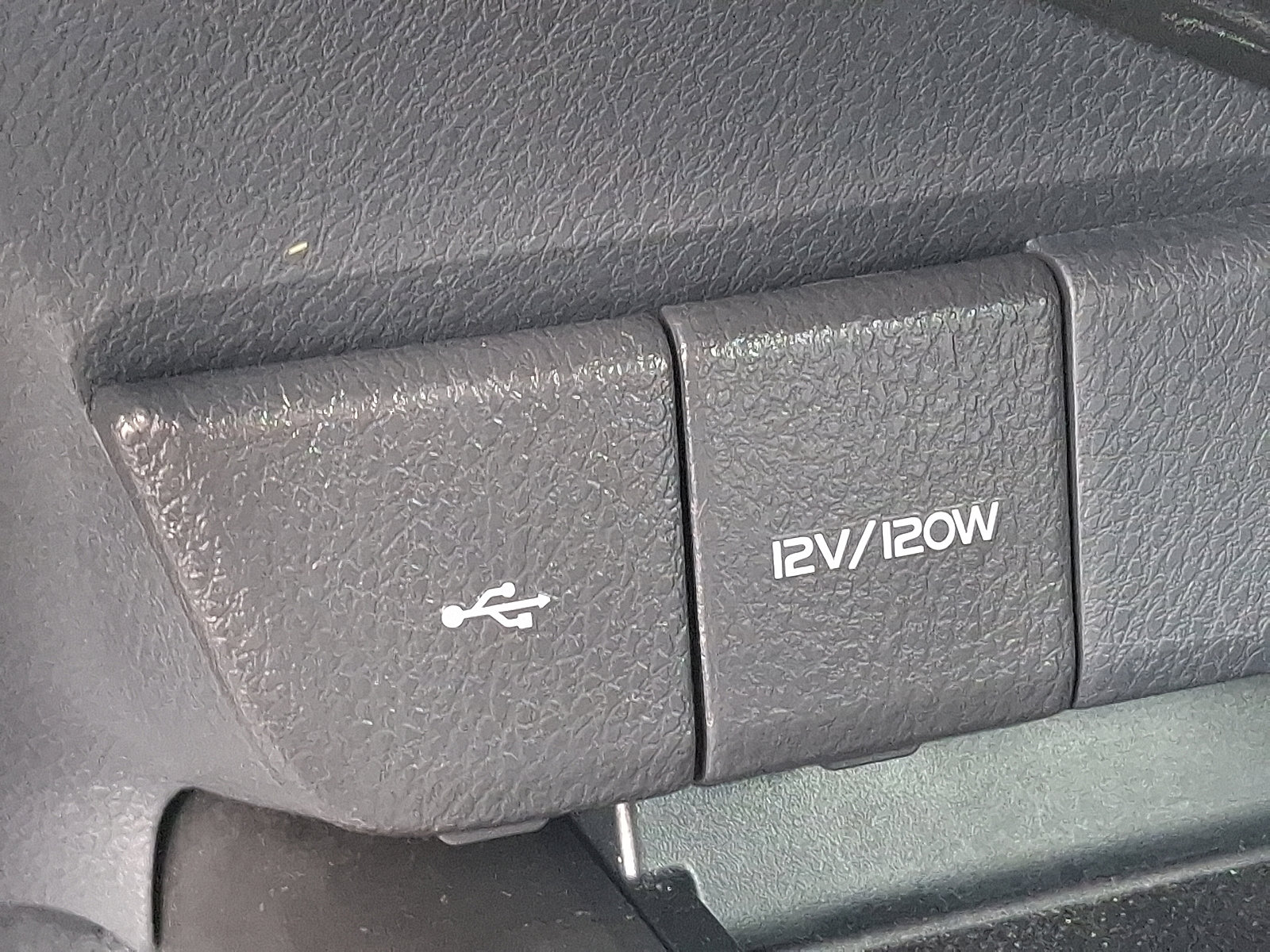 Certified 2023 Toyota Camry LE image 24