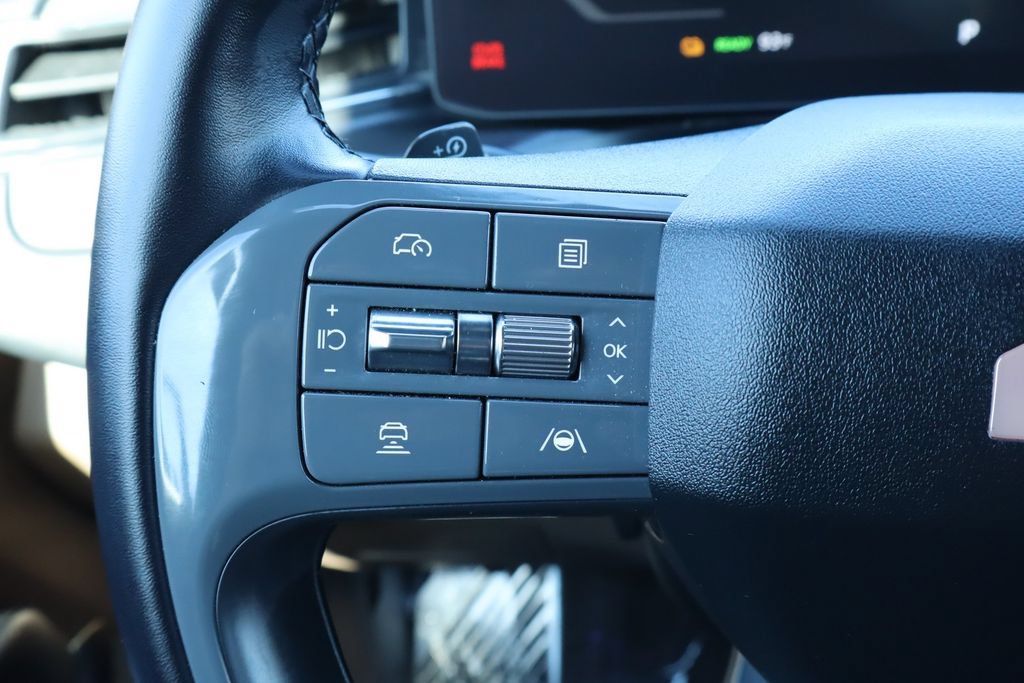 Used 2024 Kia EV9 GT-Line AWD/4WD image 23