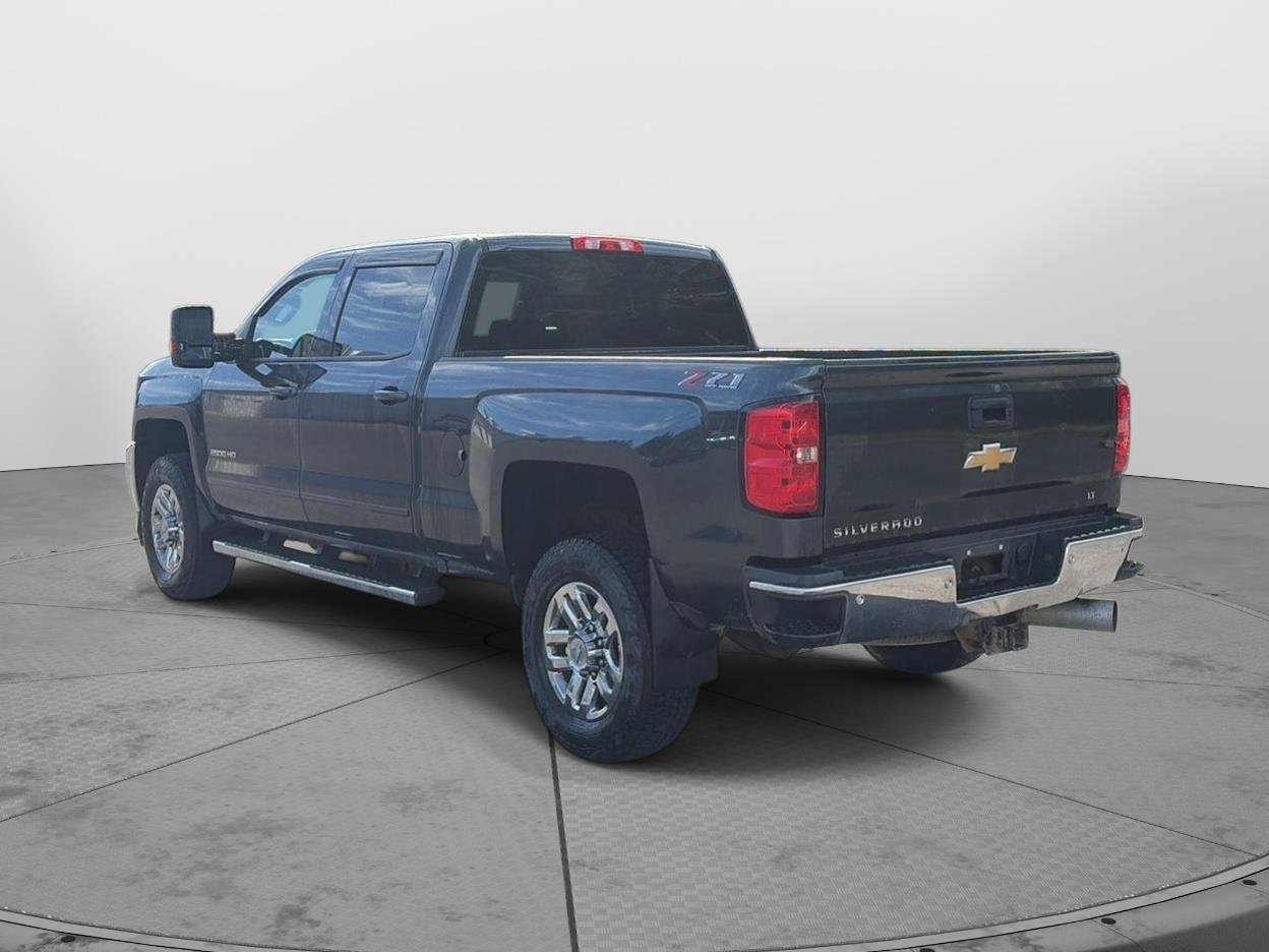 Used 2019 Chevrolet Silverado 2500 LT w/ LT Convenience Package AWD/4WD image 5