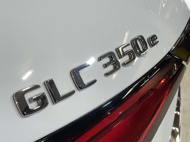 Used 2025 Mercedes-Benz GLC 350e 4MATIC image 12