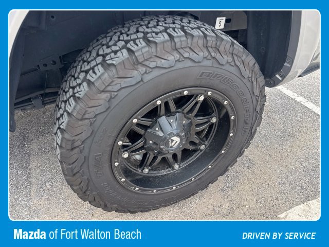 Used 2021 Toyota Tacoma TRD Sport w/ Technology Package AWD/4WD image 5