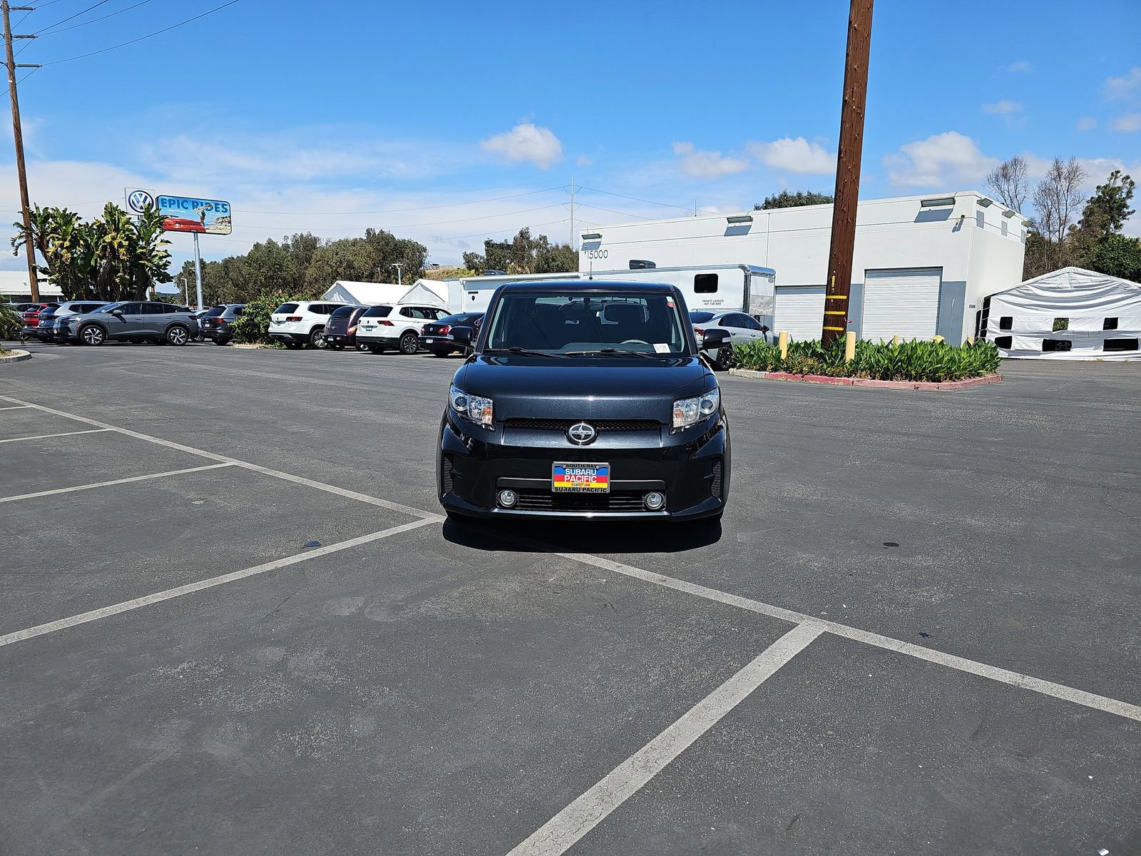 Used 2011 Scion xB image 2